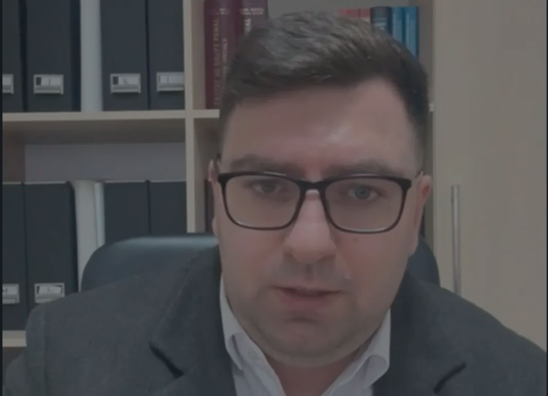 Vezi Video
