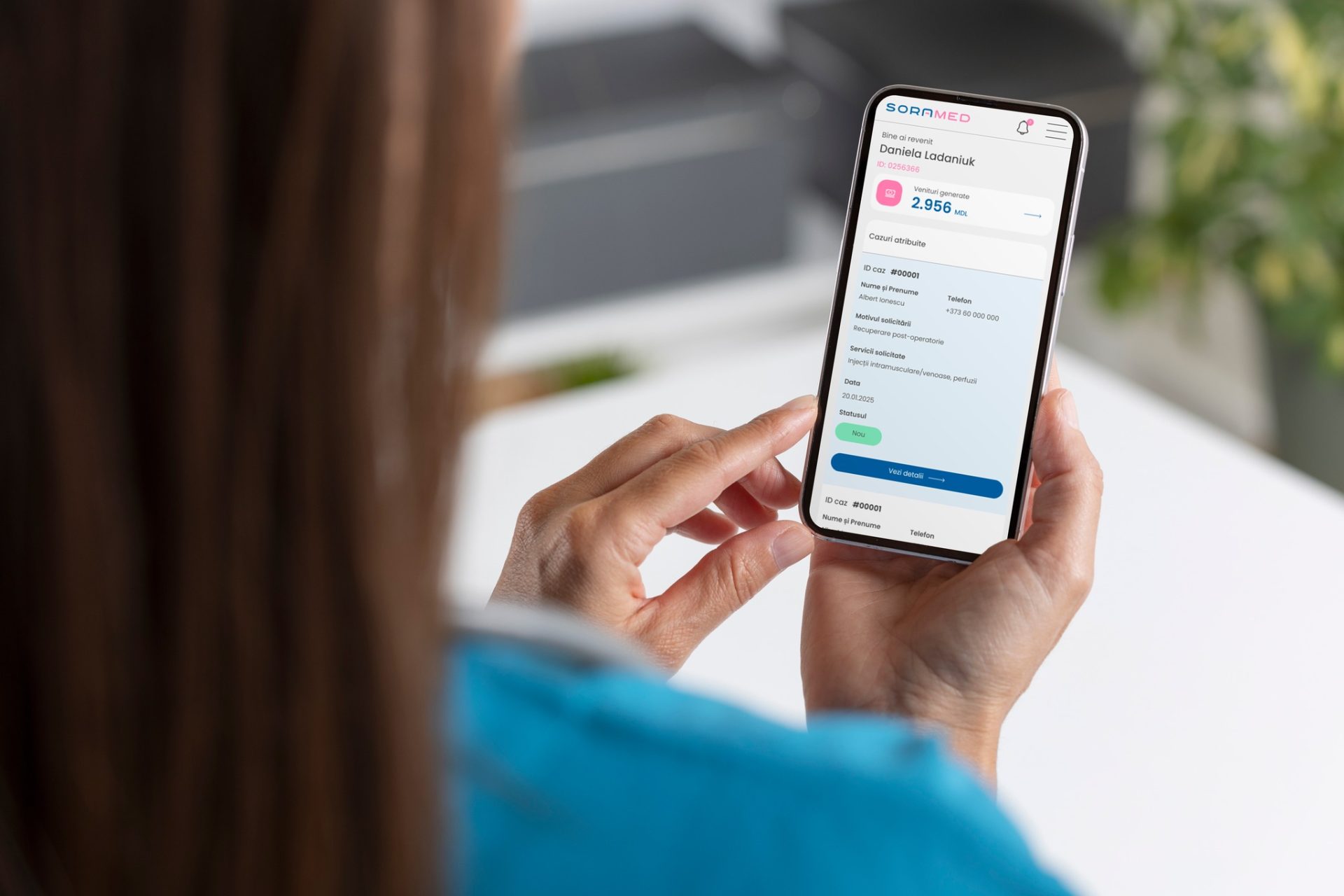 Website de prezentare adaptat pentru mobil la soramed.md